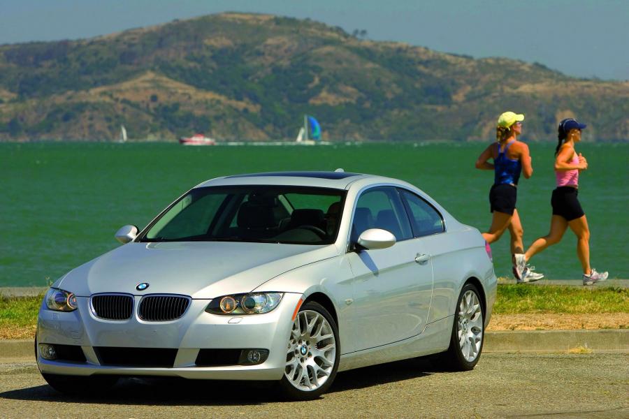  BMW 3-Series Coupe 2007 года  (фото 37 из 219)